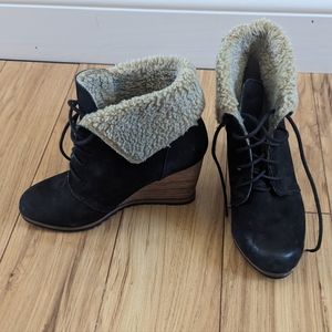Caslon leather booties